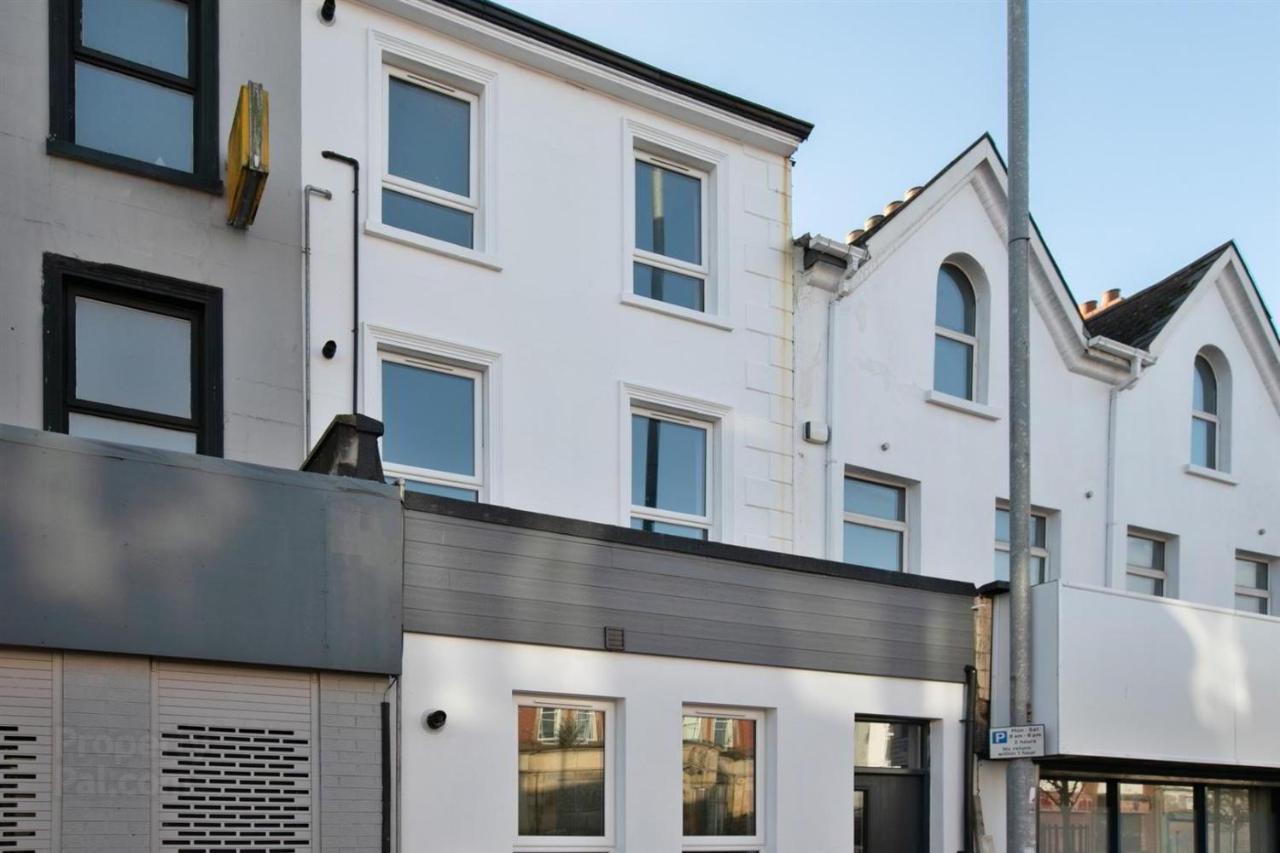 Central Belfast Modern Apartment Great Location Free Parking Exterior foto